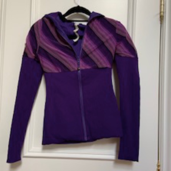 Lululemon Reversible hooded jacket - Picture 4 of 6